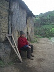Muchos ancianos de La Esperanza viven solos