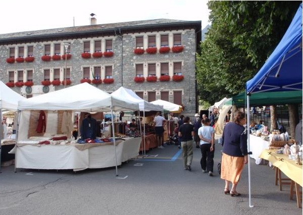 Flea market in Bormio (SO)