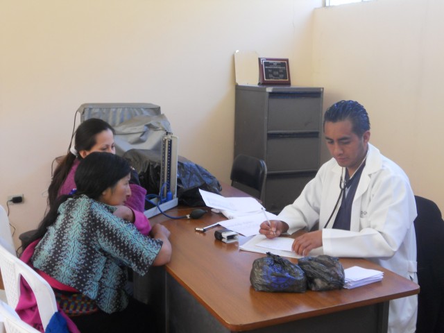 Medical visits in the village of Tepeyac Gatazo