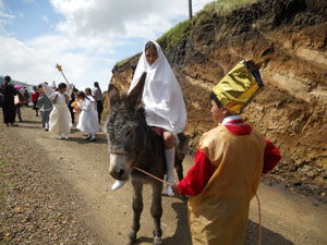 Christmas party in the villages of Pinipala and Varaspamba