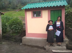 Einweihung von 21 Waschhäusern in Lupaxí Bajo