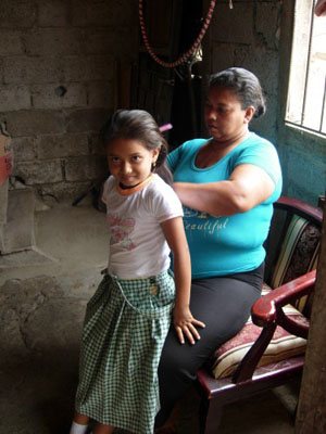 visitation of the children from the "Guagua-Programm" in Esmeraldas