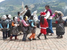 Uno de los bailes preparado por  los más pequeños 