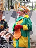 Pulgarctio der Clown organisierte die Spiele
