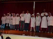 The group of kids who prepared lunch with the help of Antonio and Guiseppe